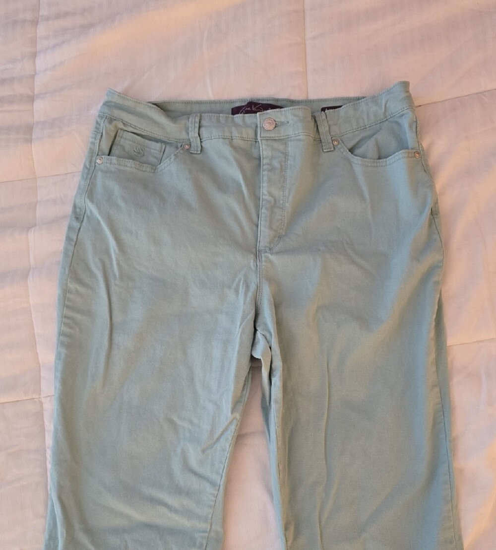 Gloria Vanderbilt Light Aqua Straight Leg Jeans - Amanda 2.0 Slim Leg